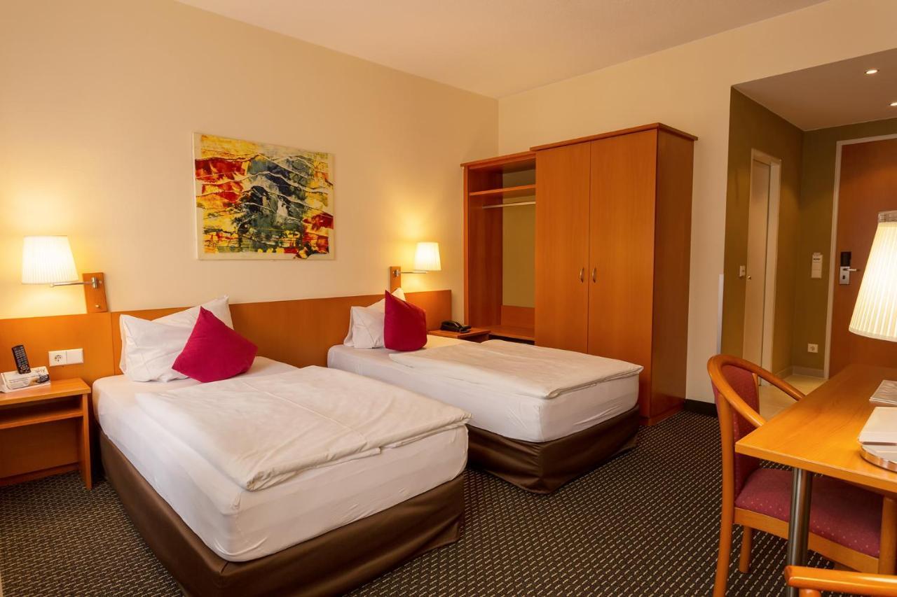 Central Hotel Loewen Feldkirch Exterior photo